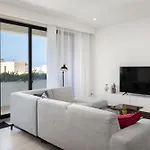 Modern 1br Spacious With Terrace - Close To St Thomas Bay Apartament
