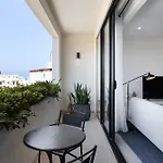 Apartament Modern 1br Spacious With Terrace - Close To St Thomas Bay