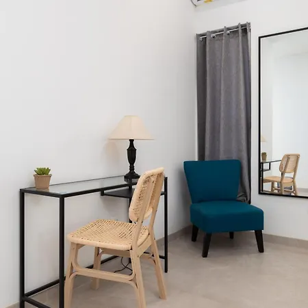 Modern 1br Spacious With Terrace - Close To St Thomas Bay Apartment Marsaskala