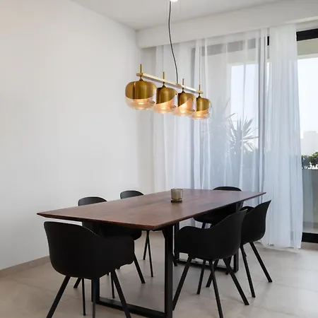 Apartment Modern 1br Spacious With Terrace - Close To St Thomas Bay