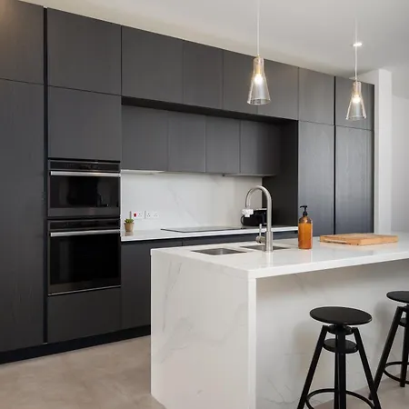 Modern 1br Spacious With Terrace - Close To St Thomas Bay Marsaskala