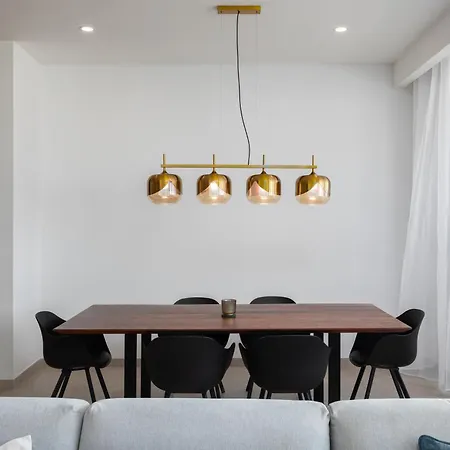 Apartment Modern 1br Spacious With Terrace - Close To St Thomas Bay *