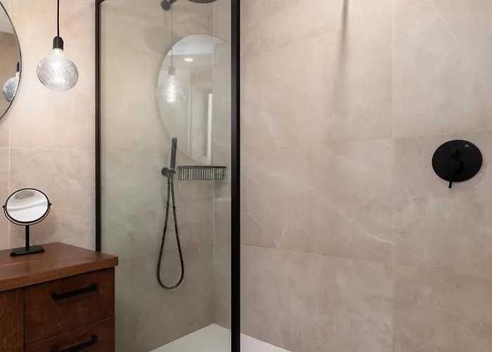 Appartamento Modern 1br Spacious With Terrace - Close To St Thomas Bay Marsaskala