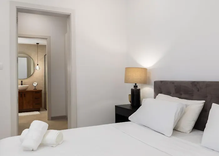 Modern 1br Spacious With Terrace - Close To St Thomas Bay *