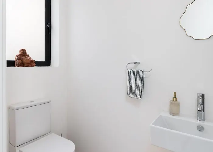 Modern 1br Spacious With Terrace - Close To St Thomas Bay Apartament *